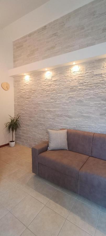 Attico Vistalago - Centro Citta Verbania Luaran gambar